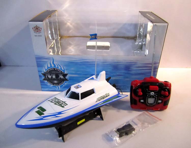 四通带加速可换三频道快艇不包电 MX-0009-11